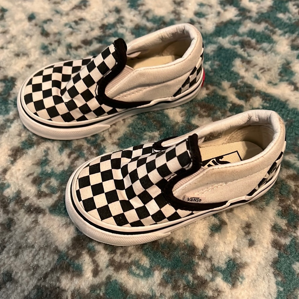Vans checkered slip on